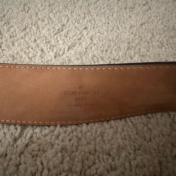 Authentic Louis Vuitton LV Initiales 40 MM Belt - Picture 4 of 7